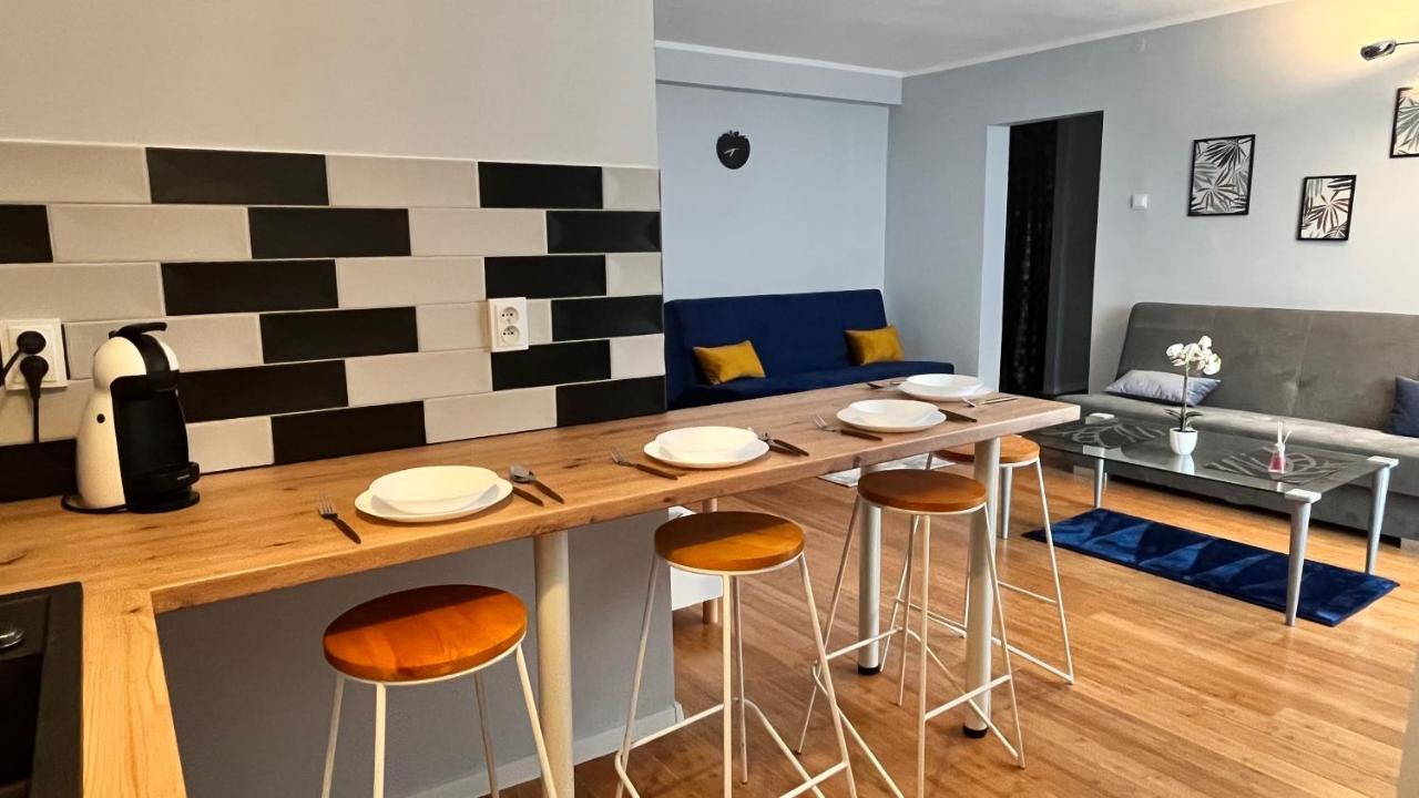 Apartament Z Widokiem Na Spodek Κατοβίτσε Εξωτερικό φωτογραφία