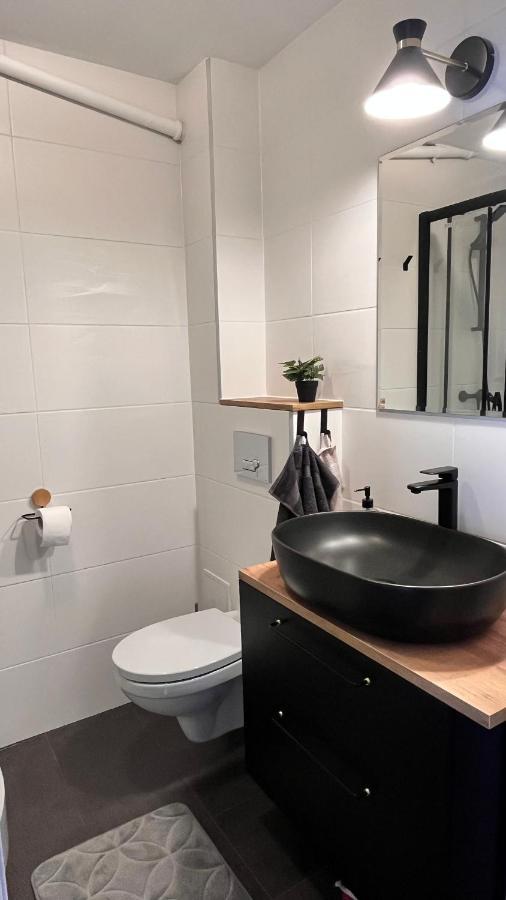 Apartament Z Widokiem Na Spodek Κατοβίτσε Εξωτερικό φωτογραφία
