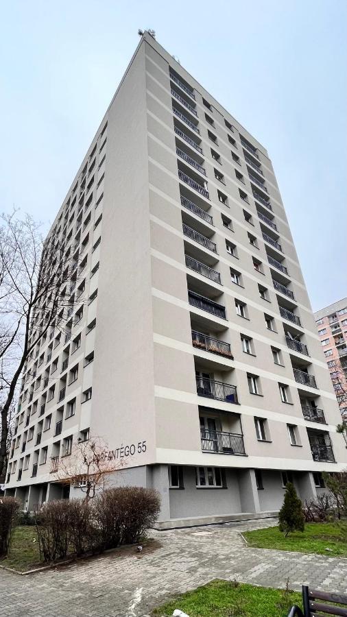 Apartament Z Widokiem Na Spodek Κατοβίτσε Εξωτερικό φωτογραφία